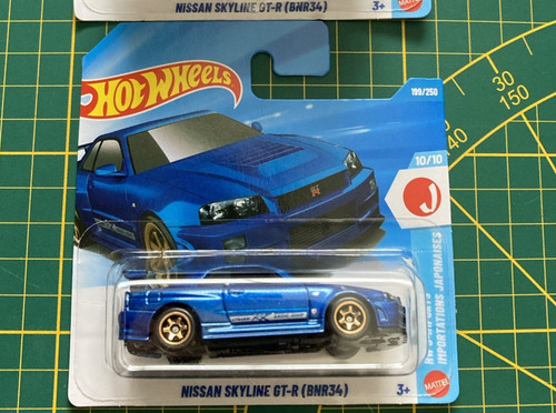 Hot wheels nissan - hot, gt-r