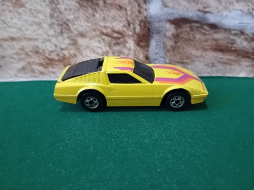 1983 hot wheels nissan crack - 1983,,
