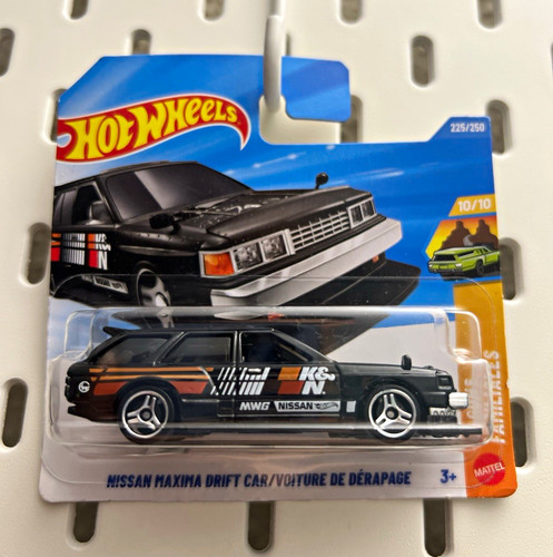 Hot wheels nissan maxima drift - maxima,