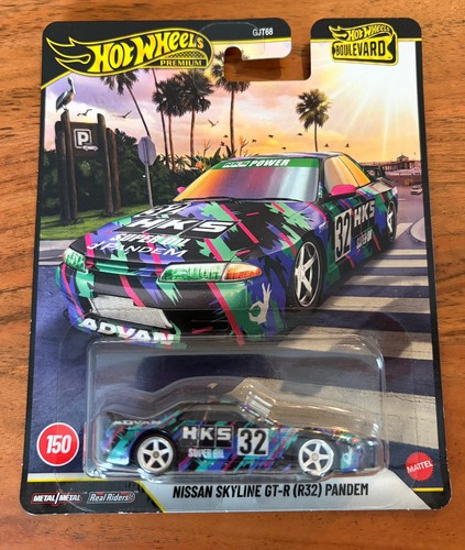 Hot wheels premium - hot, nissan